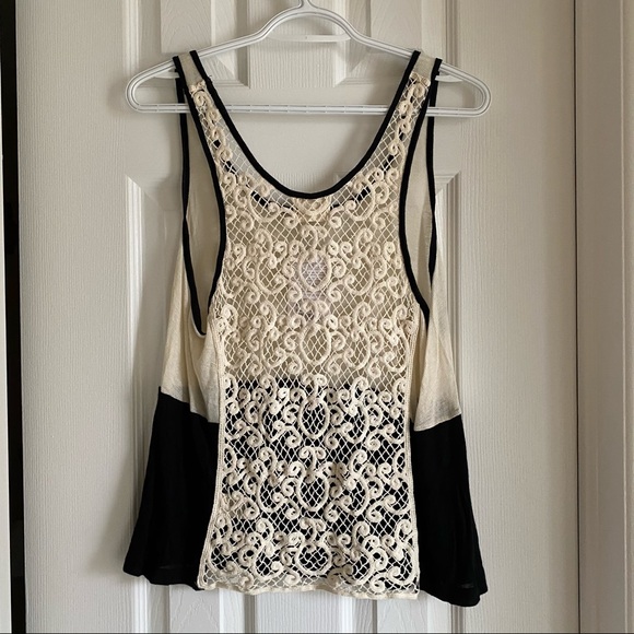NWT - Urban Outfitters - Crochet Lace Top - Picture 1 of 5